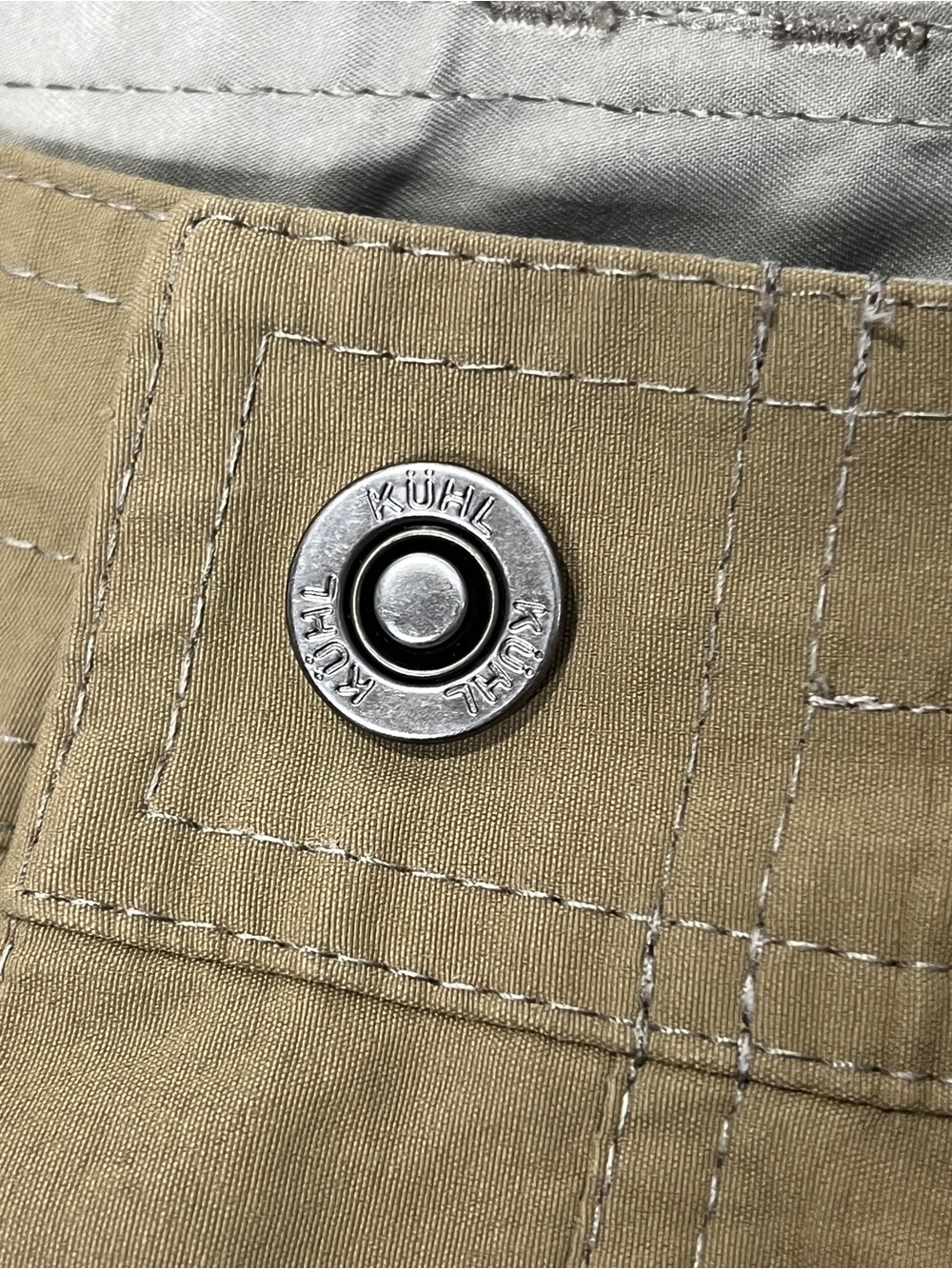KUHL Renegade 35 Buckskin Khaki Cargo Shorts 5121 Hiking Outdoor Stretch Gorpcor - Picture 8 of 12